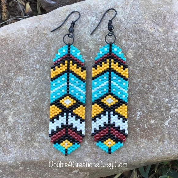 DoubleACreations Jewelry - SOUTHWEST feathers beaded earrings